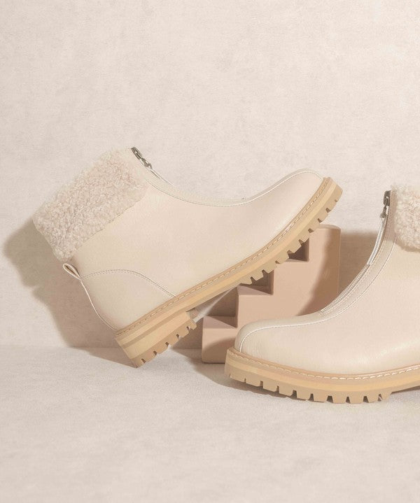 OASIS SOCIETY Evangeline Modern Bootie